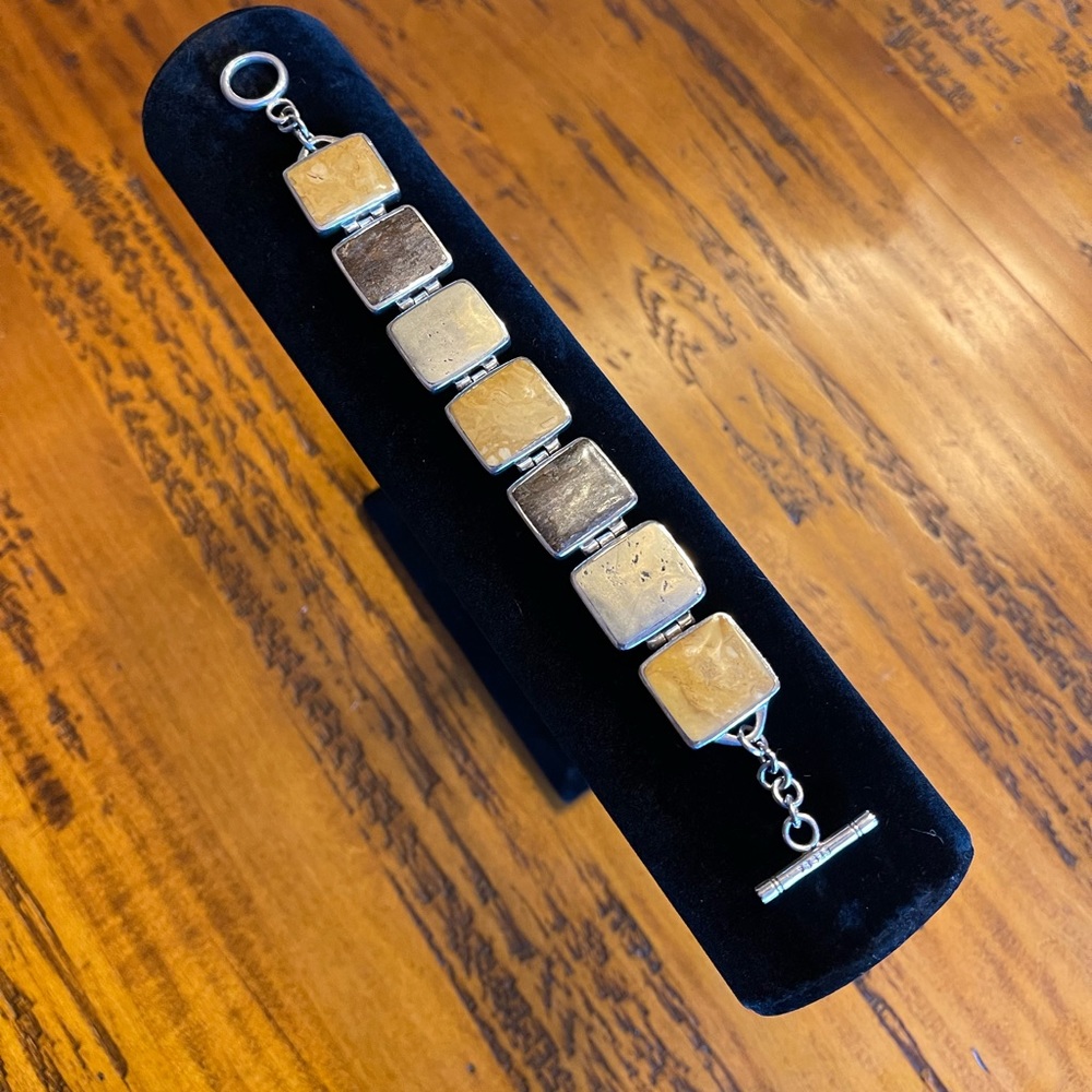 Silpada 925 Sterling Silver Stone Inlaid Bracelet